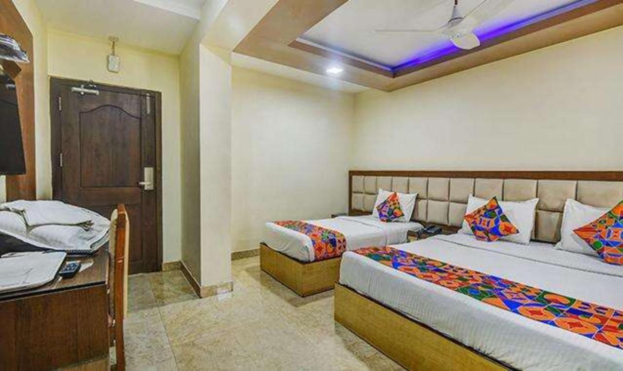 Fabhotel Central Palace Chennai Exterior photo