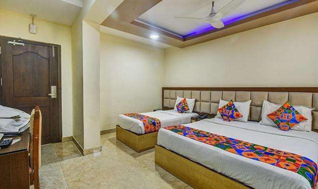 Fabhotel Central Palace Chennai Exterior photo
