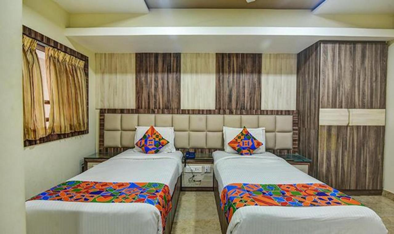 Fabhotel Central Palace Chennai Exterior photo